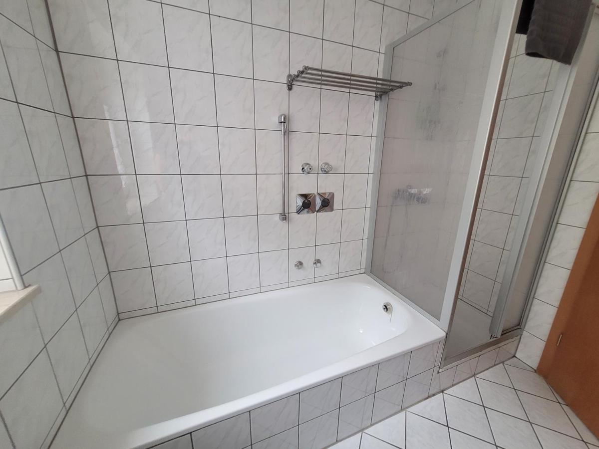 Ferienwohnung Unterneukirchen Mit Garten-Terrasse ภายนอก รูปภาพ