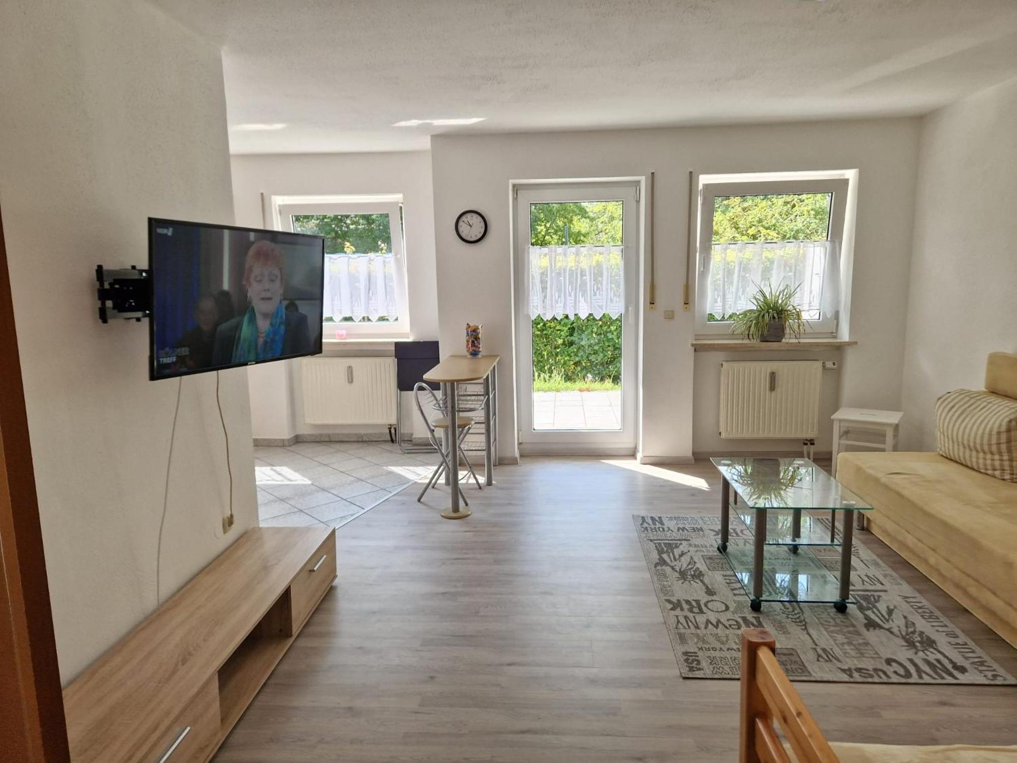 Ferienwohnung Unterneukirchen Mit Garten-Terrasse ภายนอก รูปภาพ