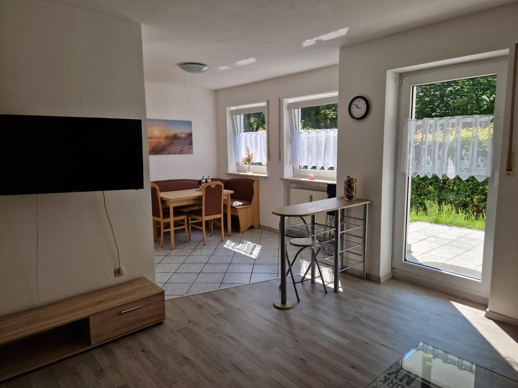 Ferienwohnung Unterneukirchen Mit Garten-Terrasse ภายนอก รูปภาพ